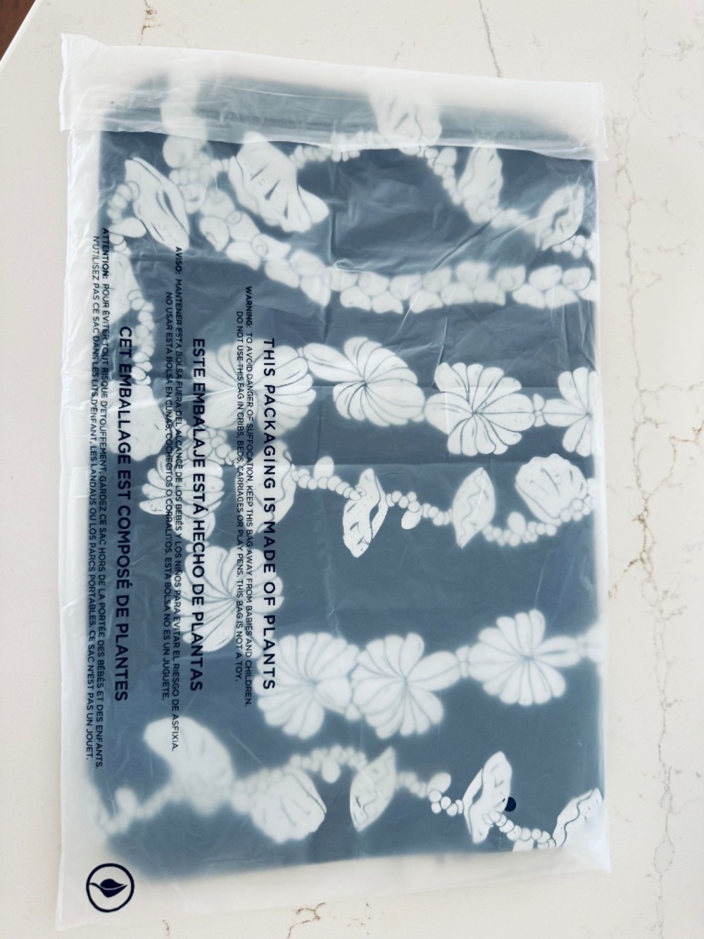 ALOHA Collection Talbots MID Shell Lei Reversible Pouch NWT in original package.